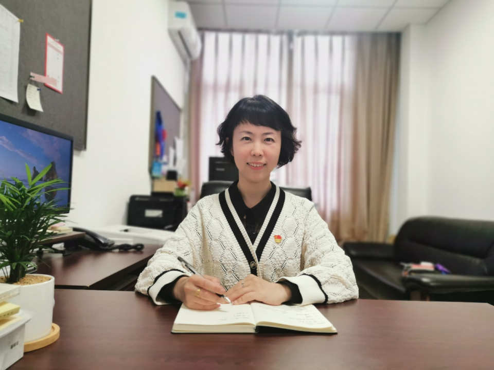 2f1af13aa59043a7a62d204f9108d6dc.gif 2f1af13aa59043a7a62d204f9108d6dc.gif